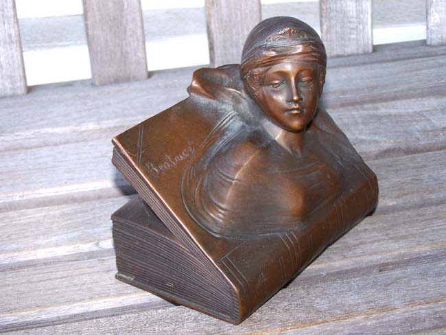 A Nice pair of Antique Bronzed Bookends depicting 'Dante' and 'Beatrice' circa 1920 — image 3